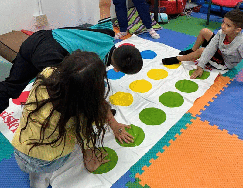 IMAGEN GRILLITOS 1 (1302 x 620 px)